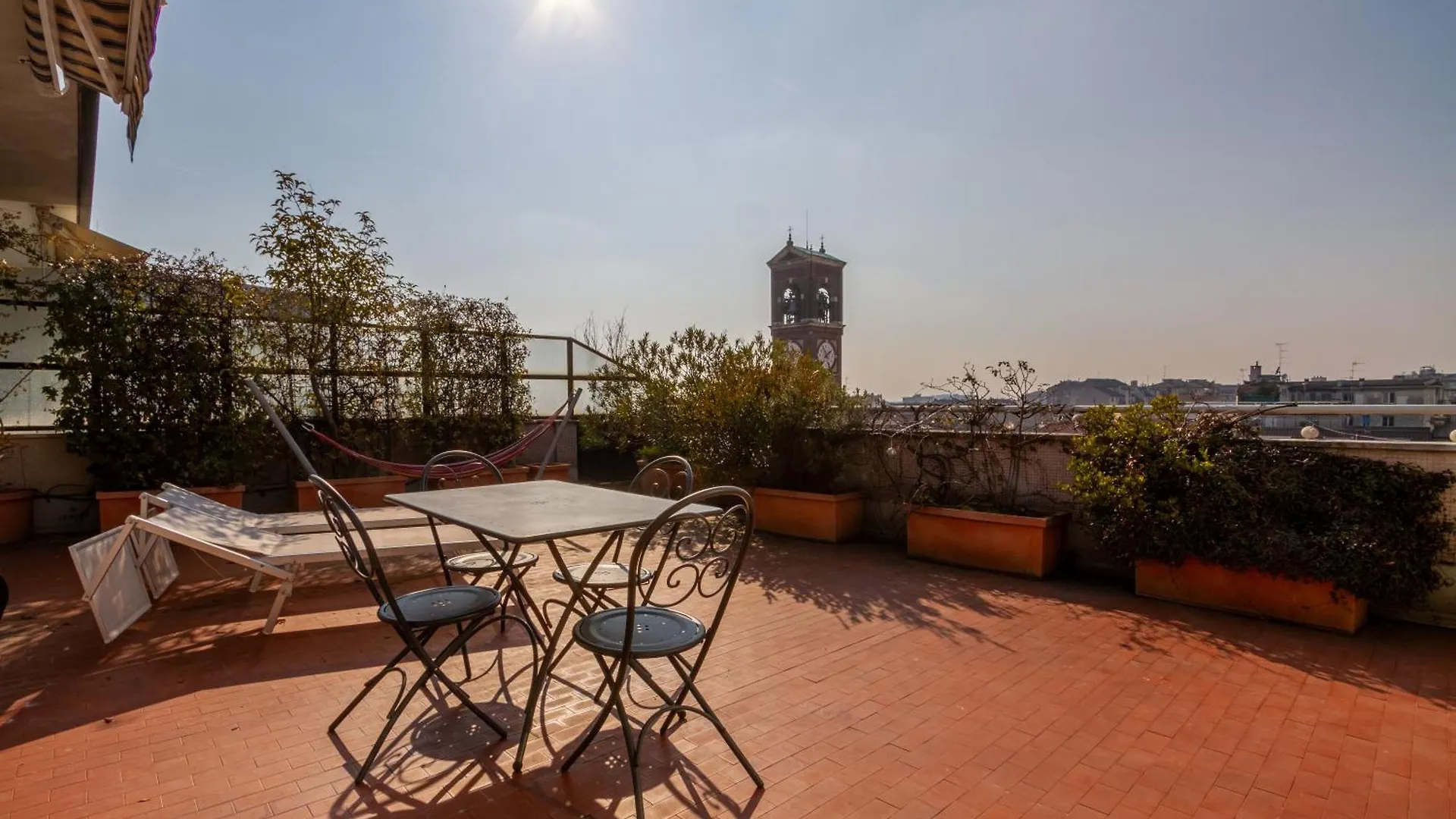 Apartamento Attico Con Terrazzo Navigli Bocconi - Navigliapartments Milán