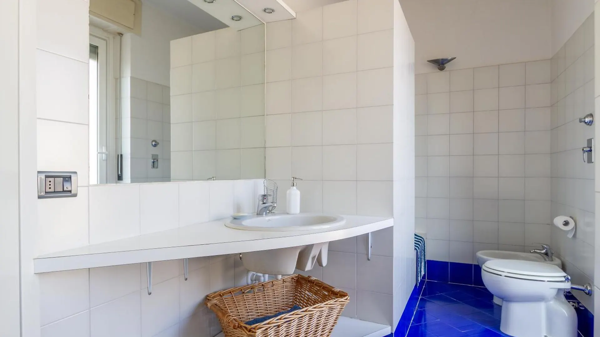Attico Con Terrazzo Navigli Bocconi - Navigliapartments Milano 0*,
